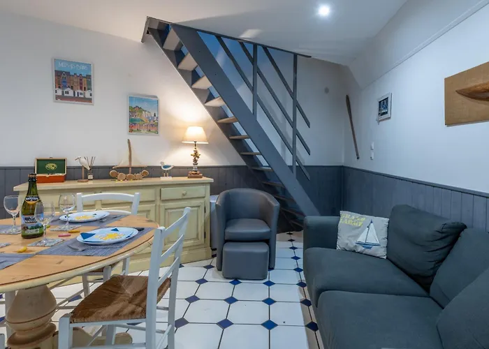 Les Petits Poissons Dans L'eau Apartment *